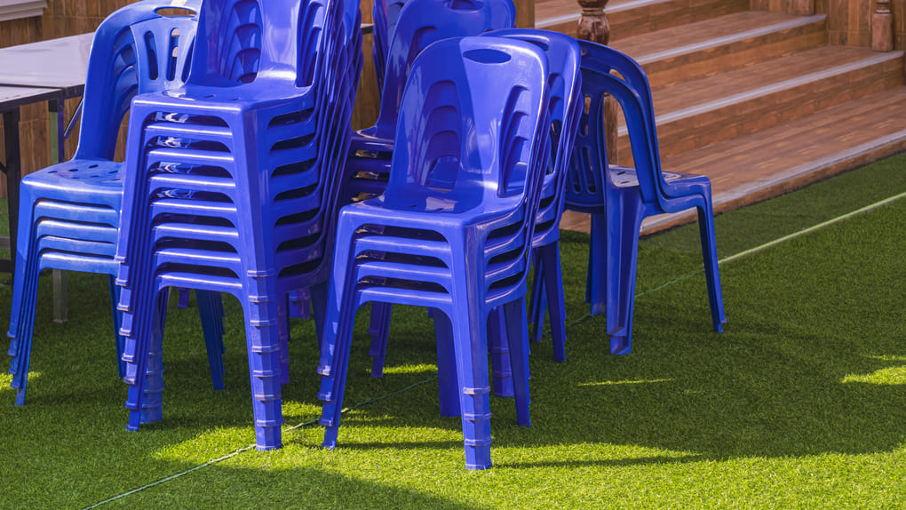 Dónde comprar sillas de plástico resistentes y elegantes en Aruba