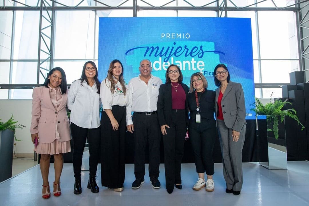 Compromiso de Ficohsa con el emprendimiento femenino sostenible